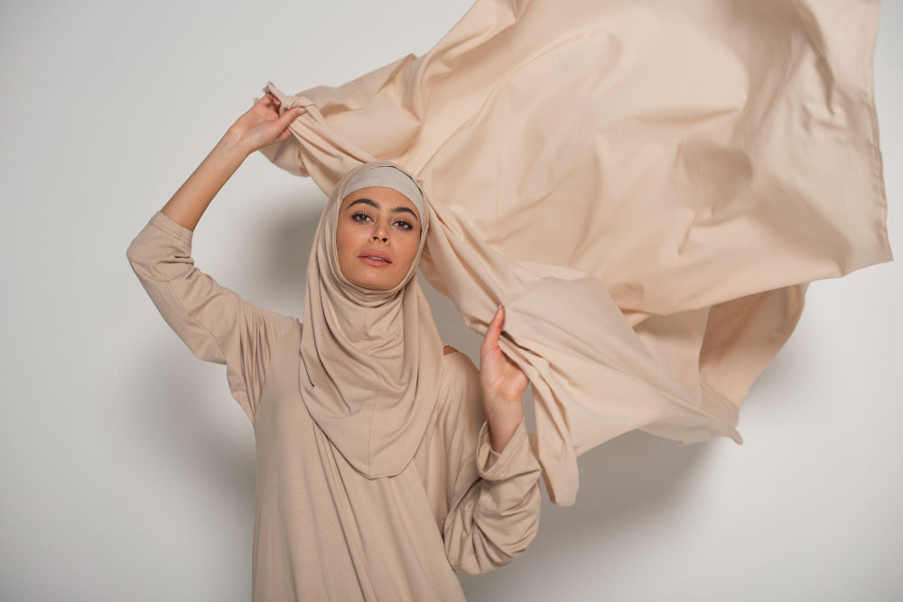 The Rules of Hijab: When Can a woman take off her Hijab?